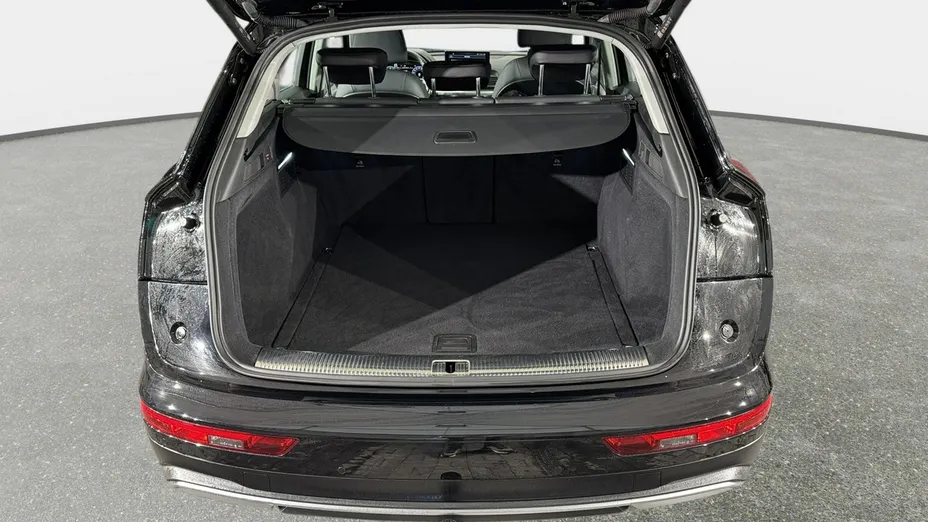 AUDI Q5 -