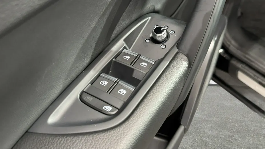 AUDI Q5 -