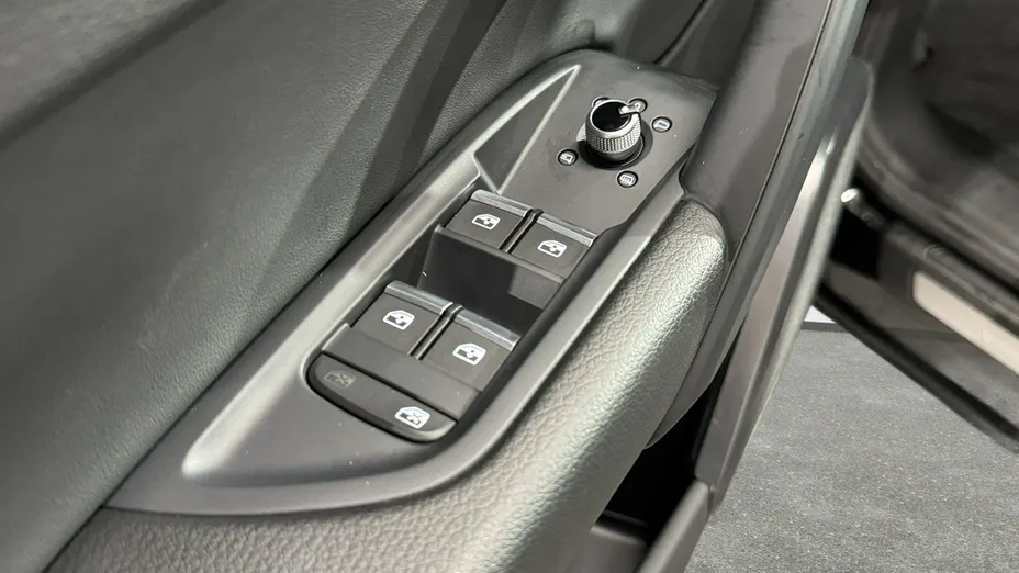 AUDI Q5 -