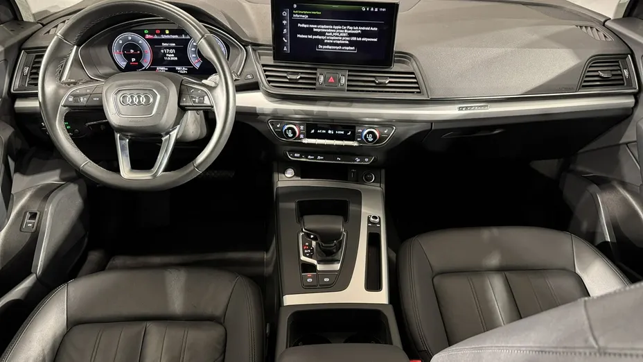 AUDI Q5 -