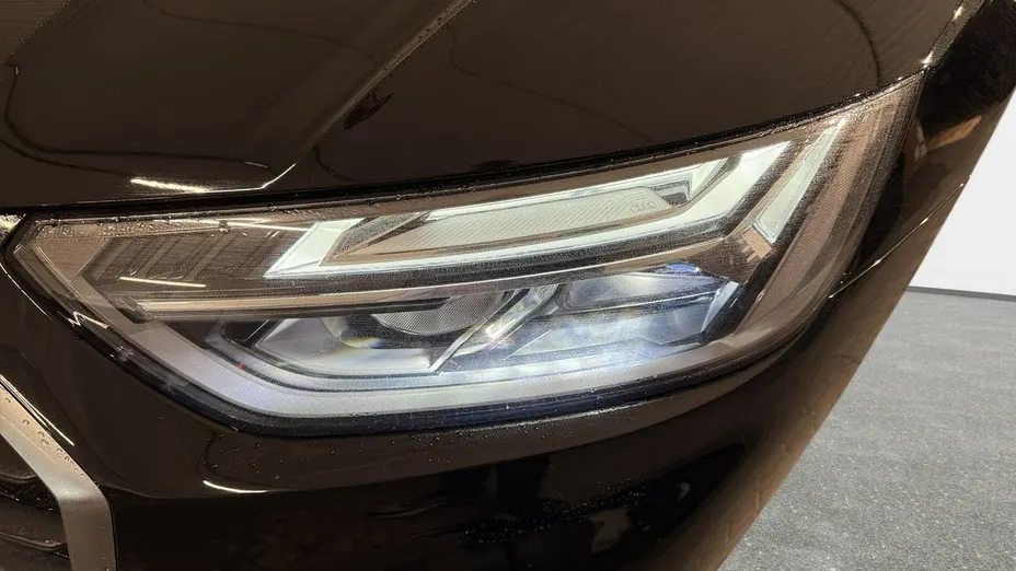 AUDI Q5 -