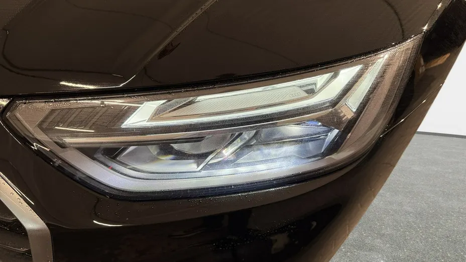 AUDI Q5 -