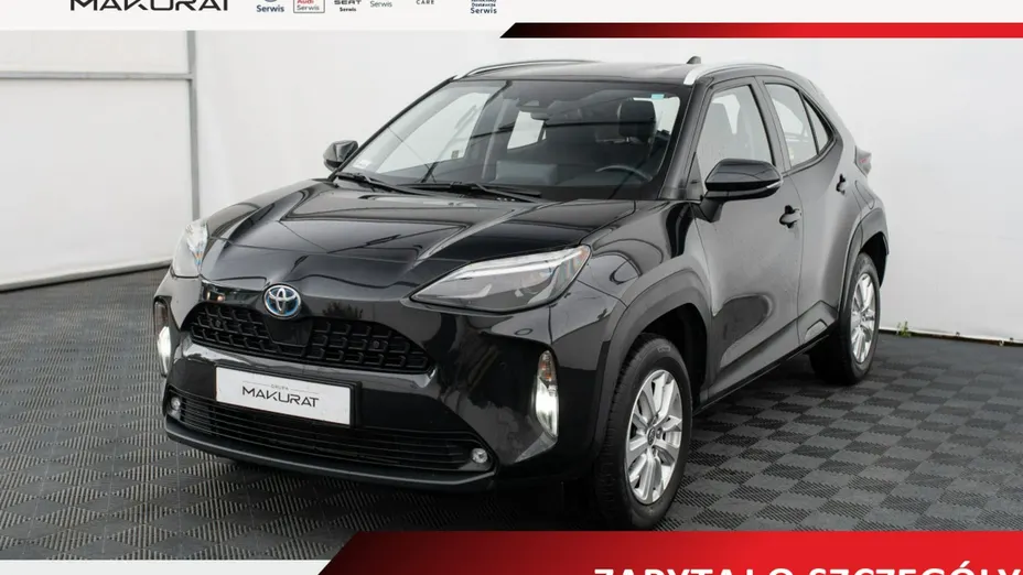 TOYOTA Yaris Cross -