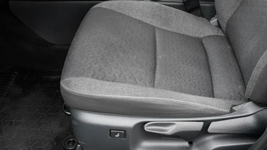 TOYOTA Yaris Cross -