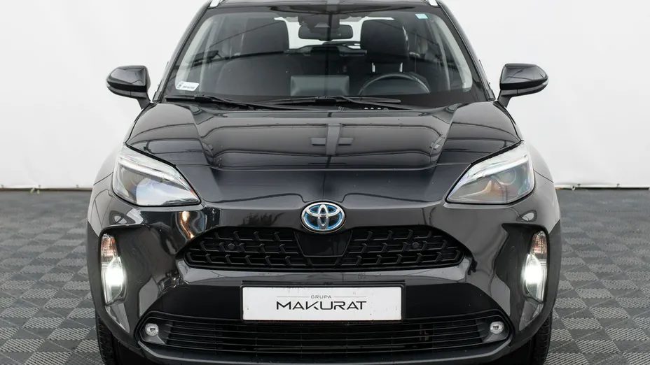 TOYOTA Yaris Cross -