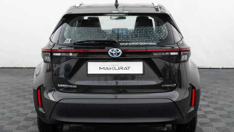 TOYOTA Yaris Cross -