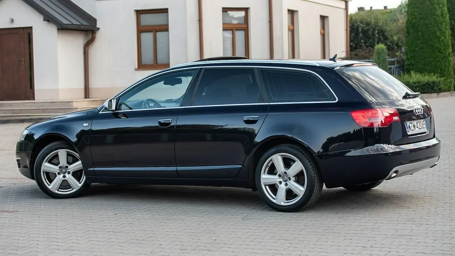 AUDI A6 Avant -