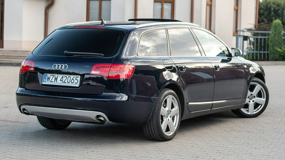 AUDI A6 Avant -