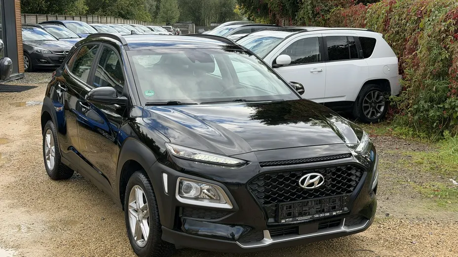 HYUNDAI Kona -