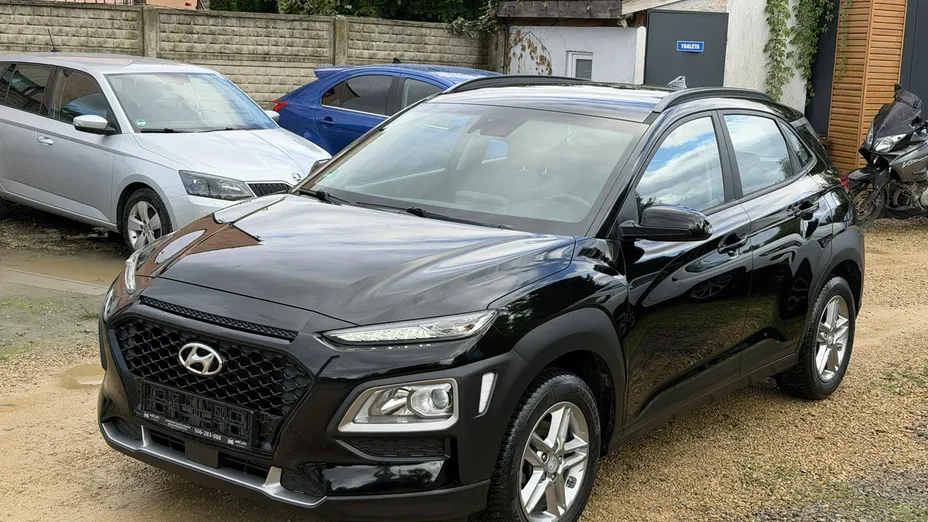 HYUNDAI Kona -
