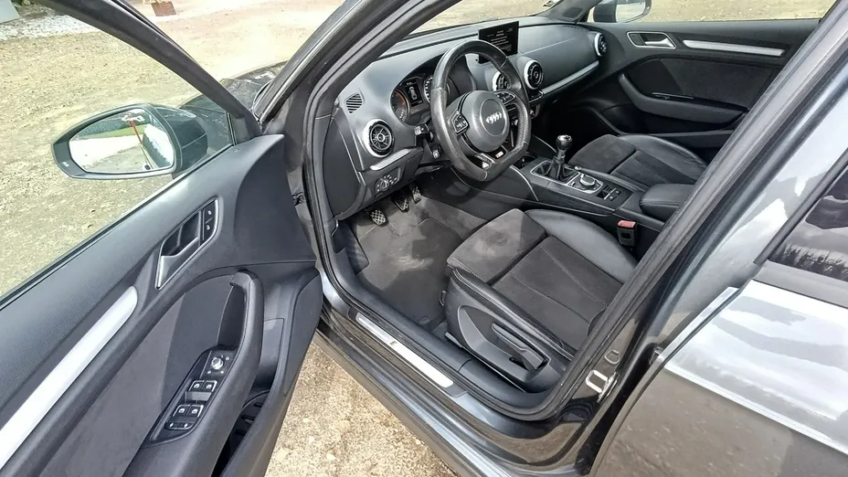 AUDI A3 Sportback -