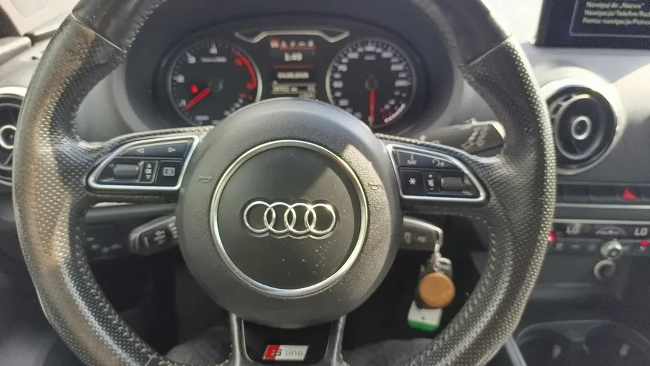 AUDI A3 Sportback -