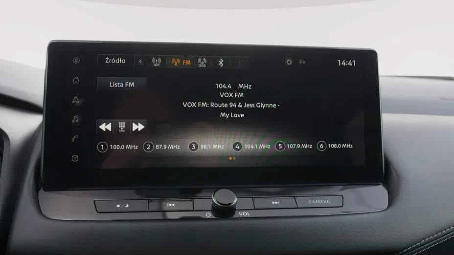 NISSAN Qashqai -