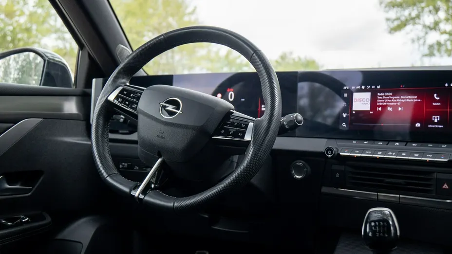 OPEL Astra -