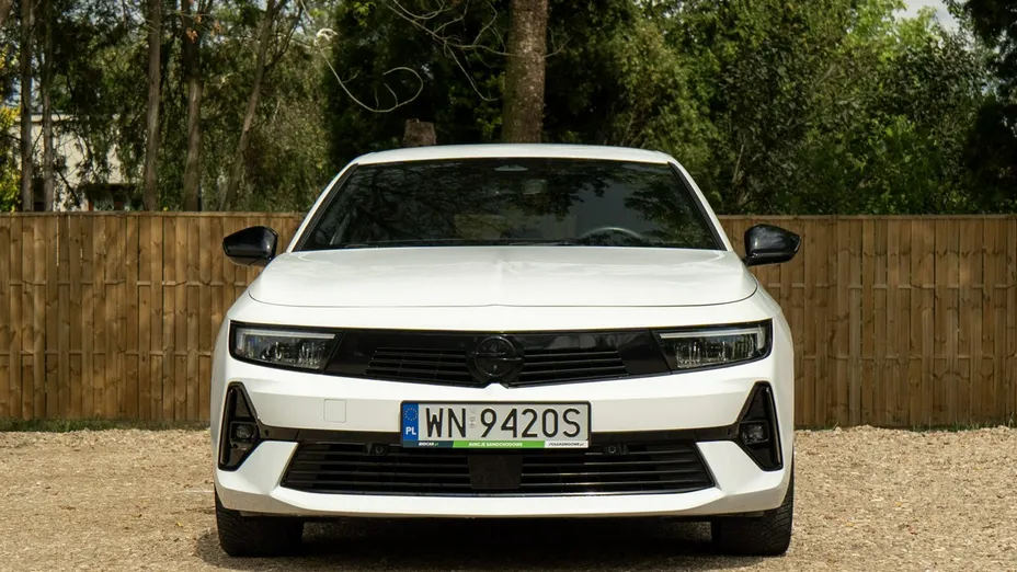 OPEL Astra -
