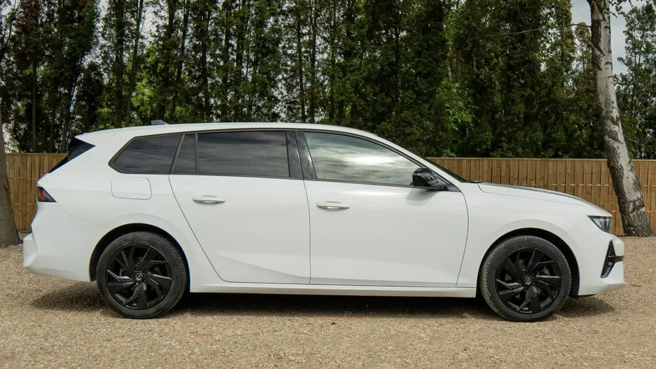 OPEL Astra -
