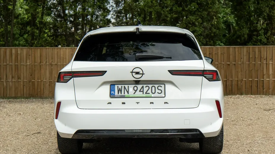 OPEL Astra -