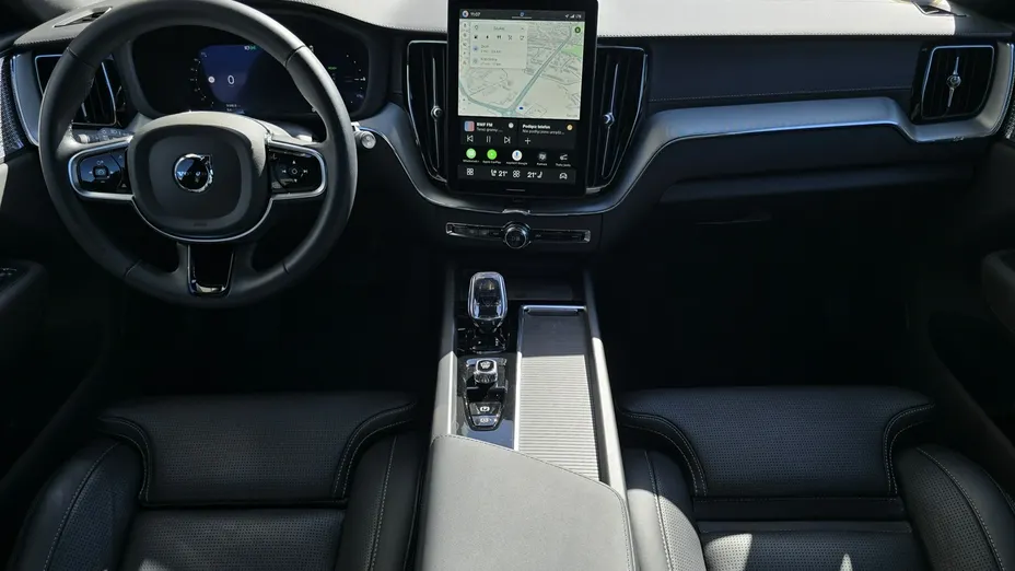 VOLVO XC60 -