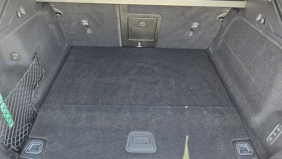 VOLVO XC60 -