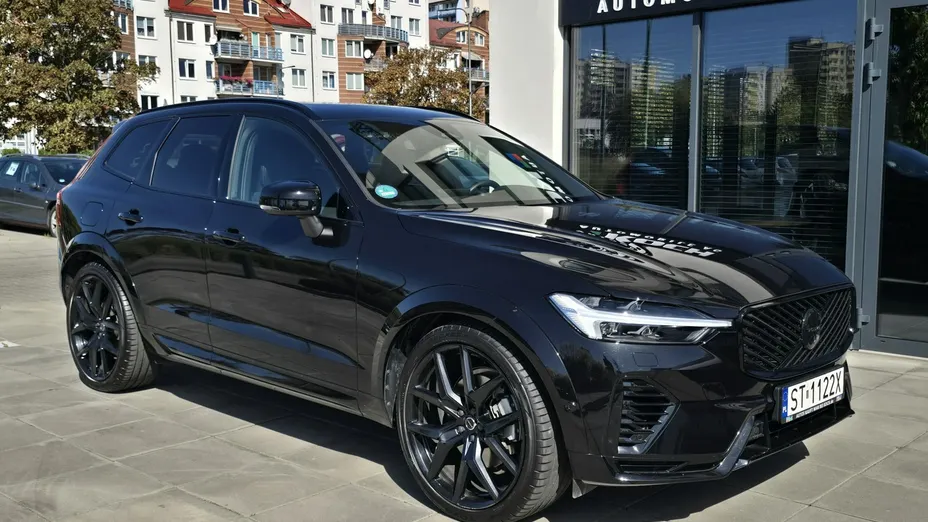 VOLVO XC60 -