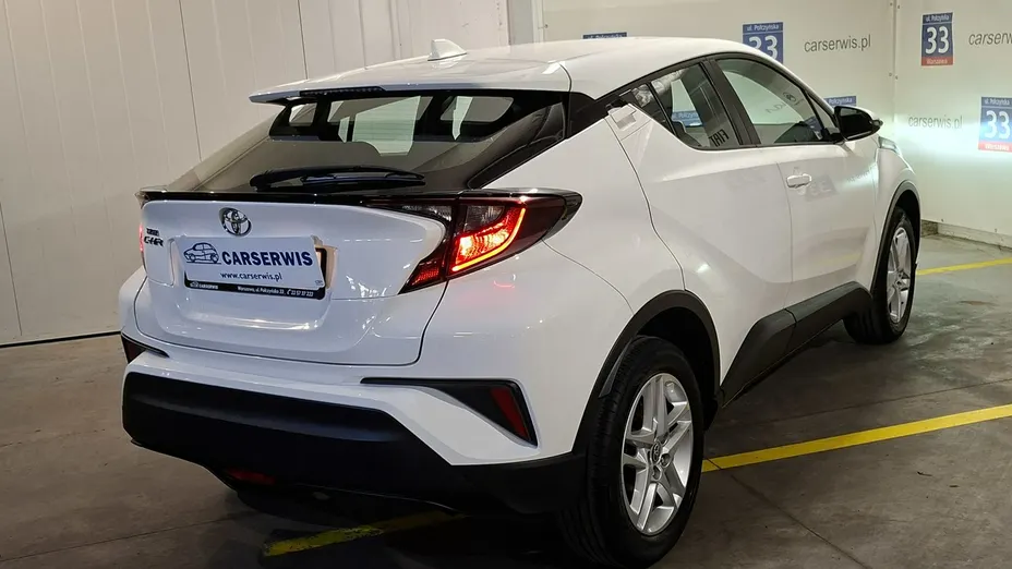 TOYOTA C-HR -