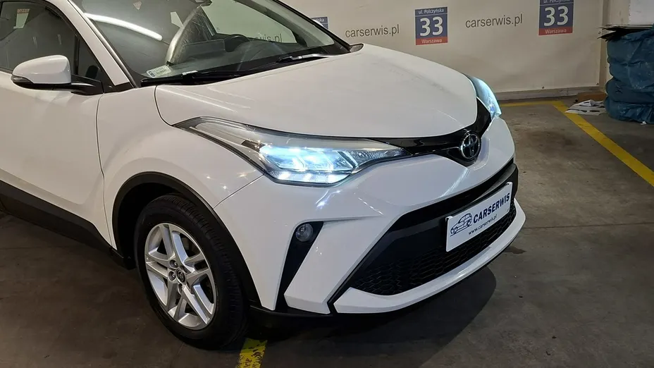 TOYOTA C-HR -