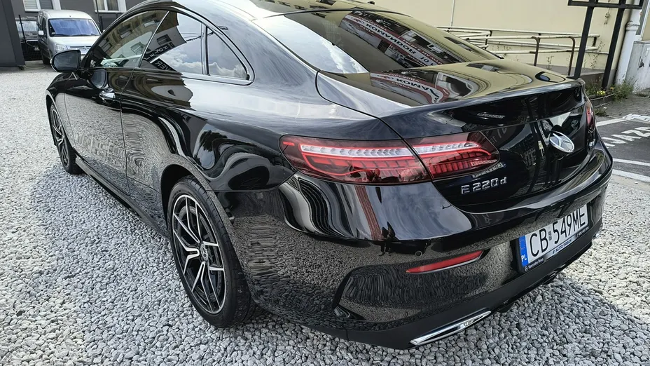 MERCEDES-BENZ E Klasa -