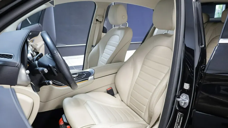 MERCEDES-BENZ GLC -
