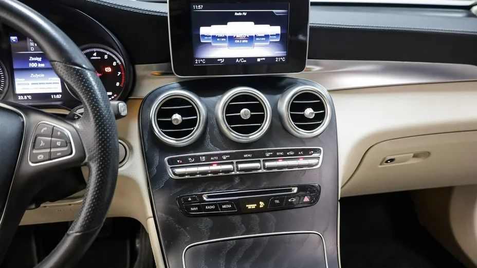 MERCEDES-BENZ GLC -