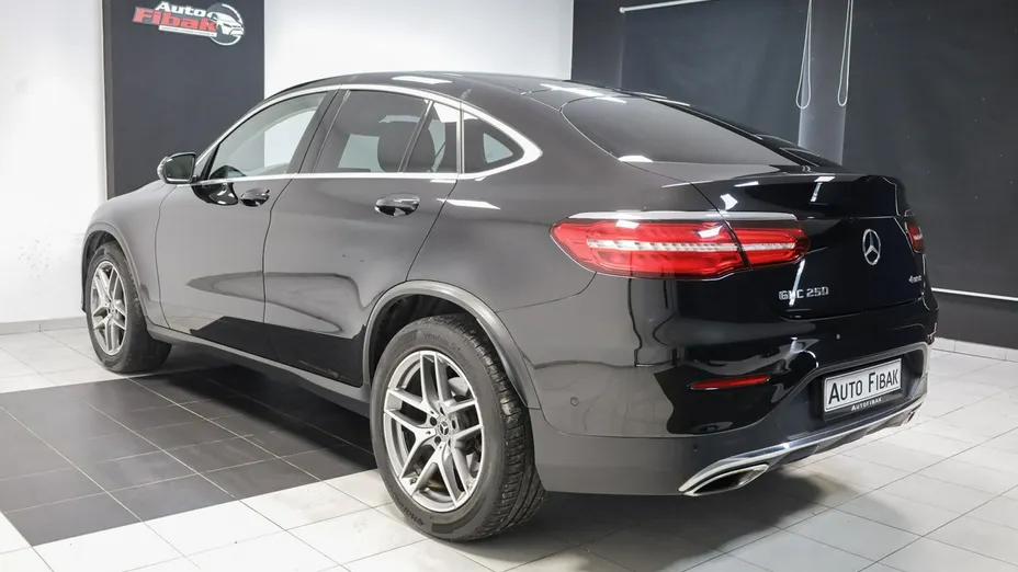 MERCEDES-BENZ GLC -