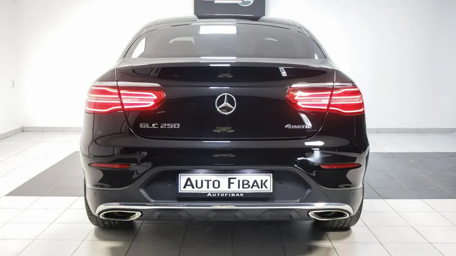 MERCEDES-BENZ GLC -