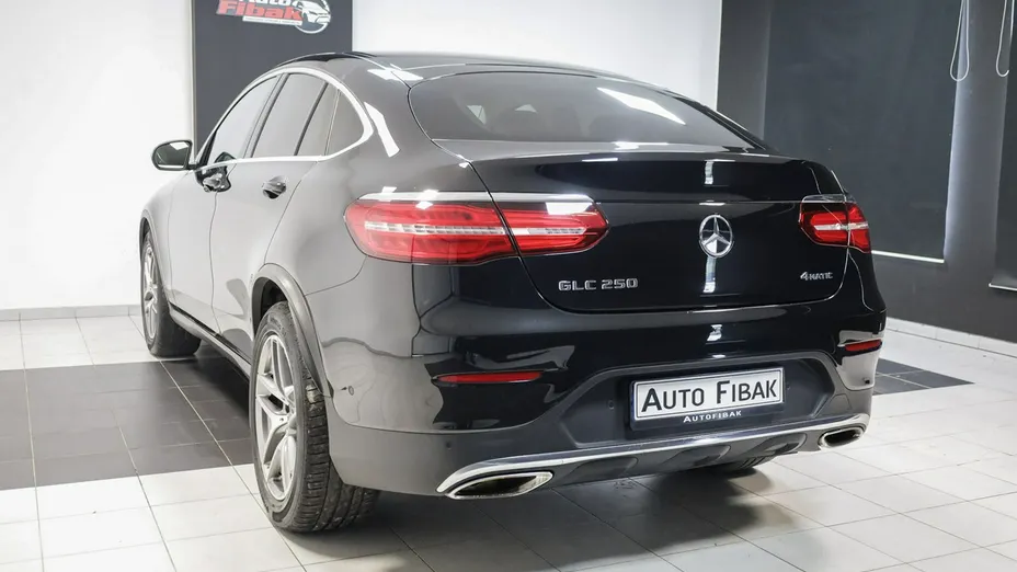 MERCEDES-BENZ GLC -