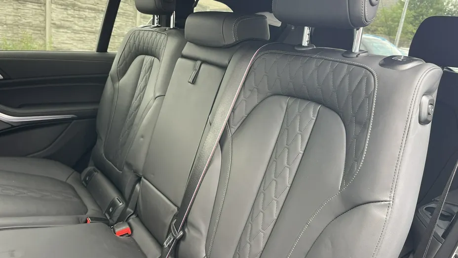 BMW X7 -