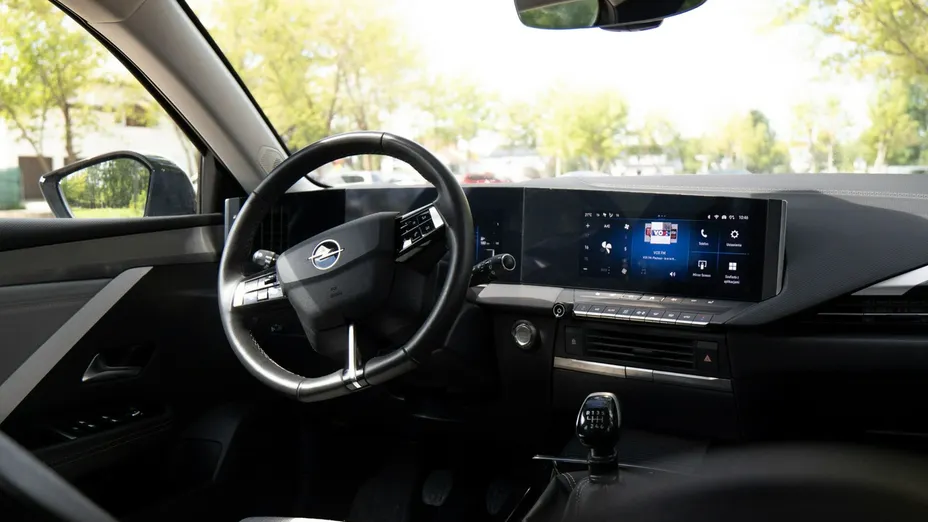 OPEL Astra -