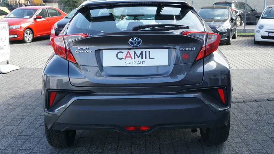 TOYOTA C-HR -