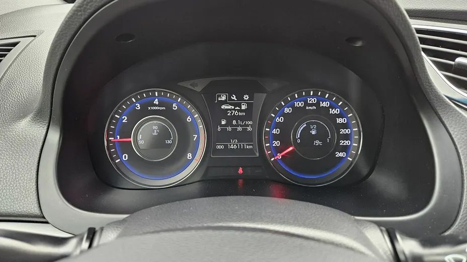 HYUNDAI i40 -