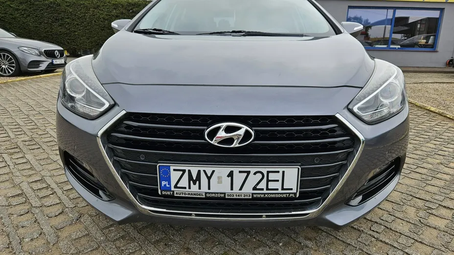 HYUNDAI i40 -