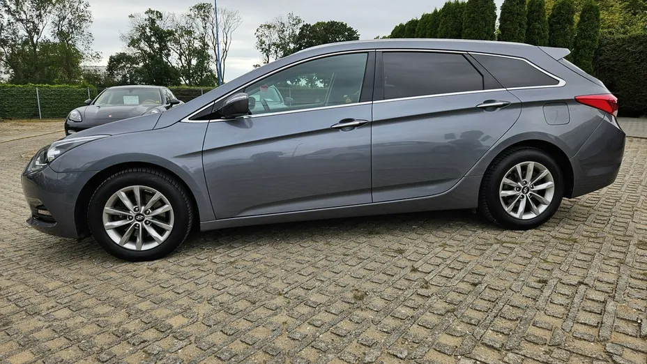 HYUNDAI i40 -