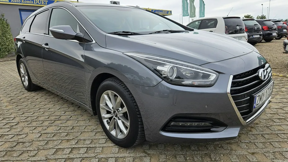 HYUNDAI i40 -