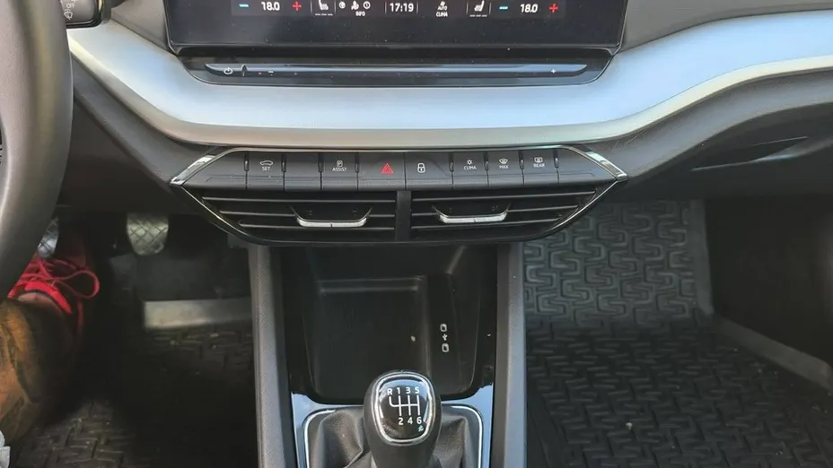 SKODA Octavia -