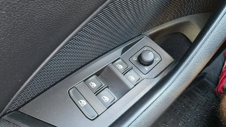 SKODA Octavia -