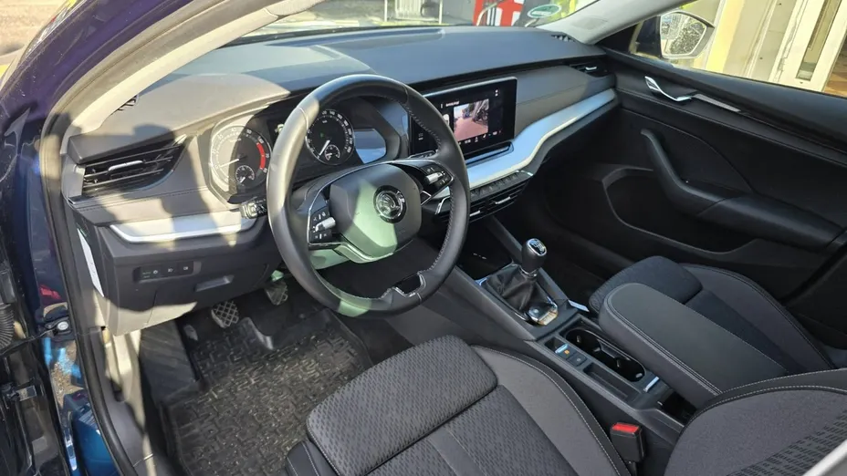 SKODA Octavia -