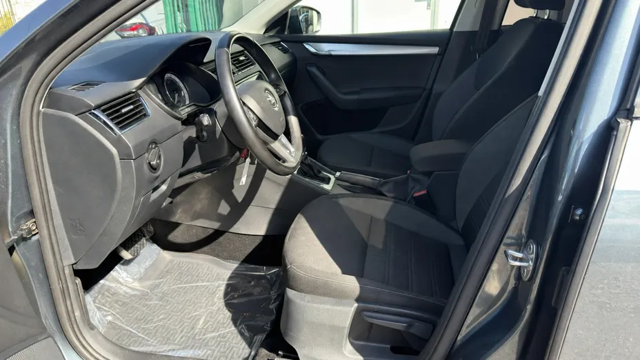 SKODA Octavia -