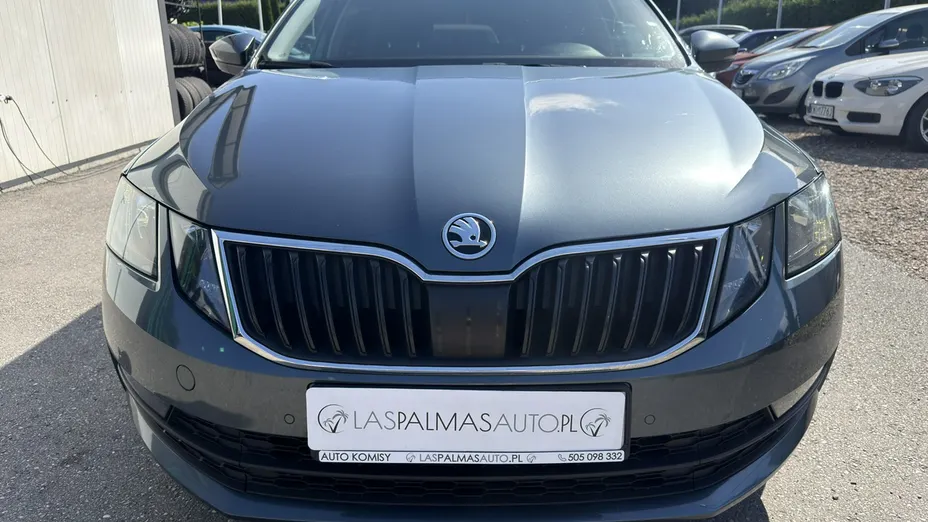 SKODA Octavia -