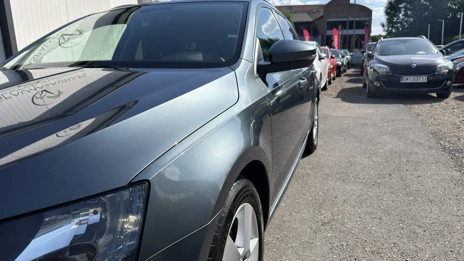 SKODA Octavia -
