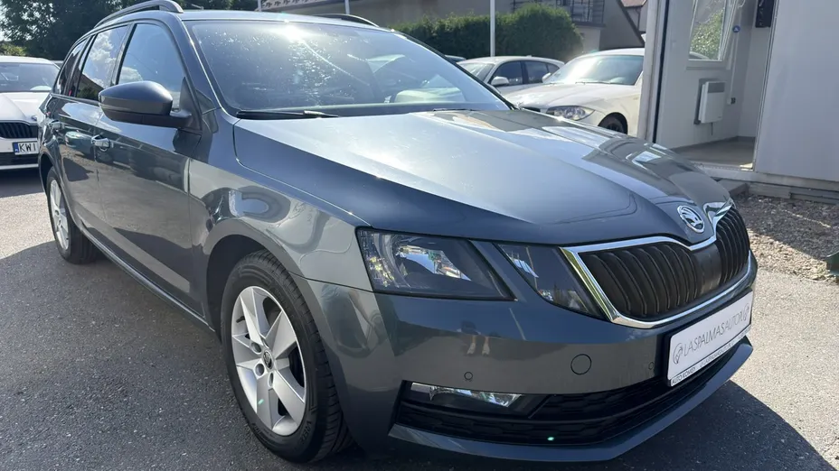 SKODA Octavia -