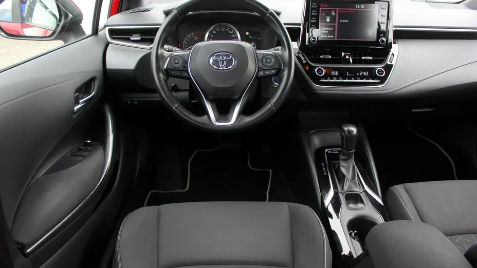 TOYOTA Corolla -