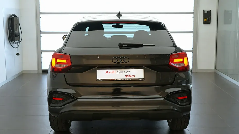 AUDI Q2 -