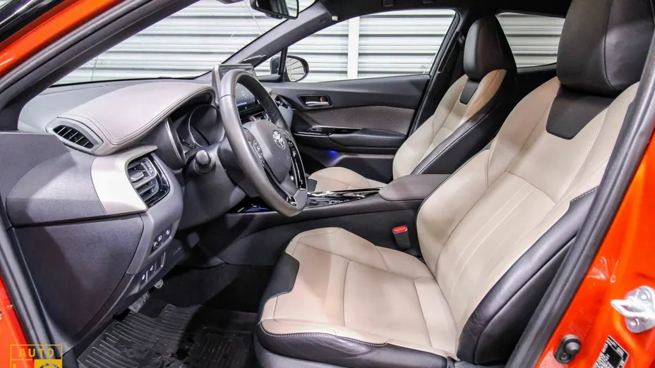 TOYOTA C-HR -