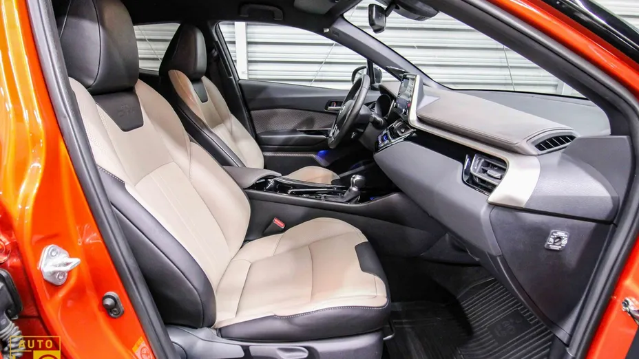 TOYOTA C-HR -